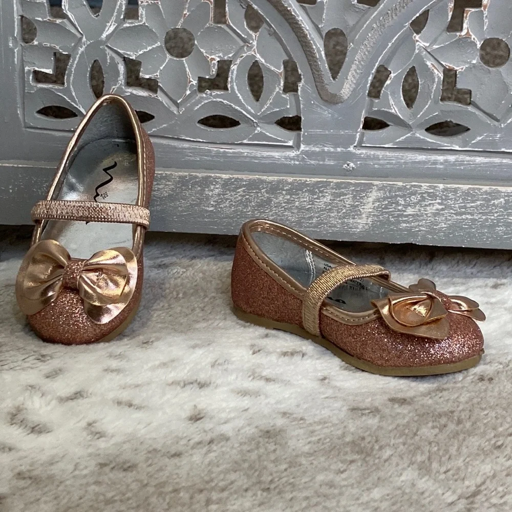 Nina rose gold sandals girls size 5 sparkly bows holiday party girlhoodcore